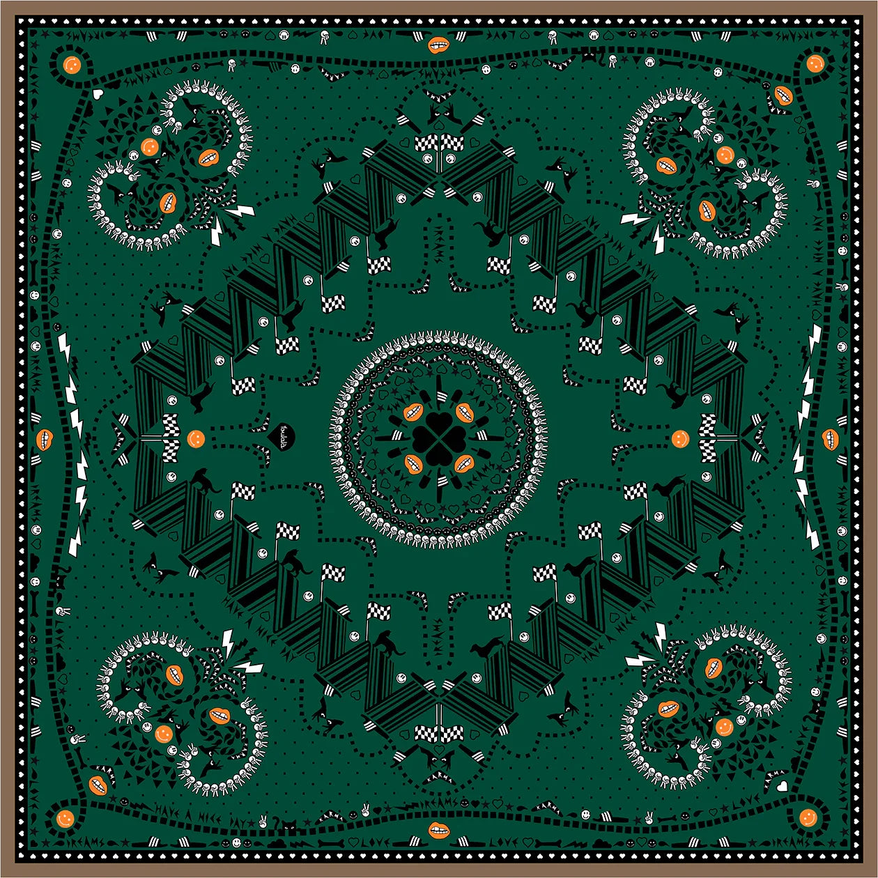 Grünes Bandana mit grafischen Mustern, Tieren und schwarz-weißen Elementen.