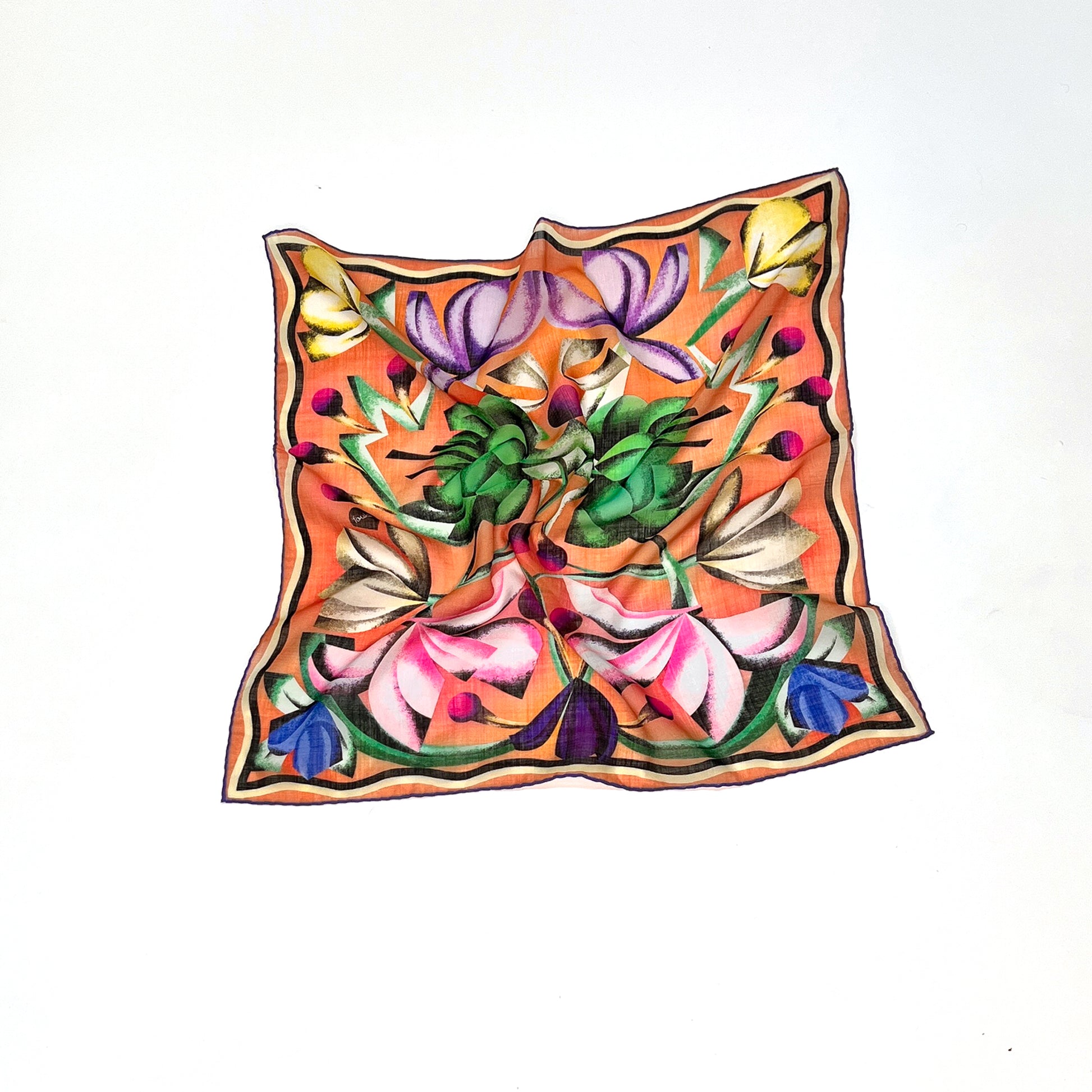 Buntes florales Muster mit stilisierten Blumen auf apricotfarbenem Hintergrund, Nicki Wolltuch