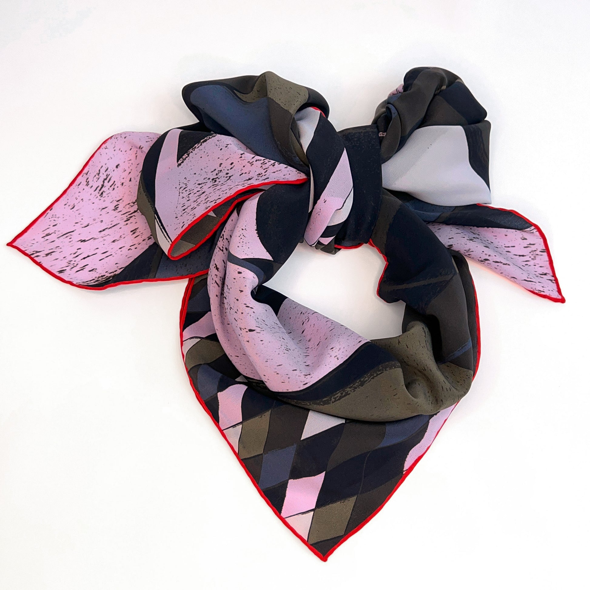 Harlekin Moos Grand Foulard 135 x 135 cm / Crêpe de Chine 100 % Wolle schwarz weiss grün rosa